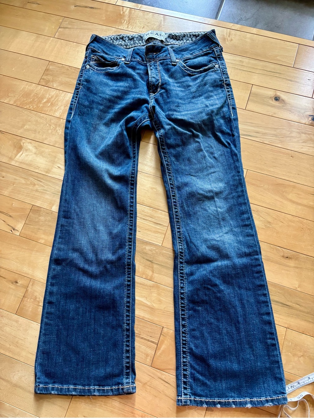 Women’s ariat jeans